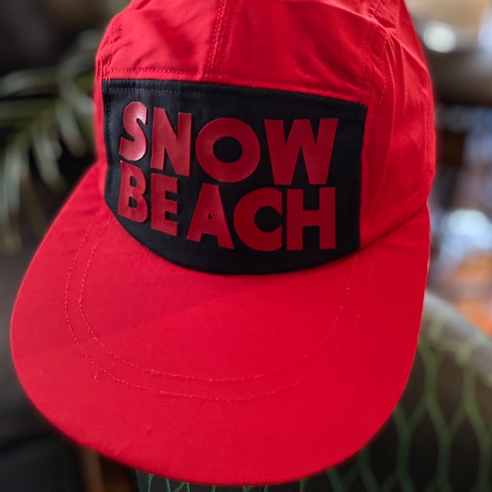 New hat, no tags but never worn